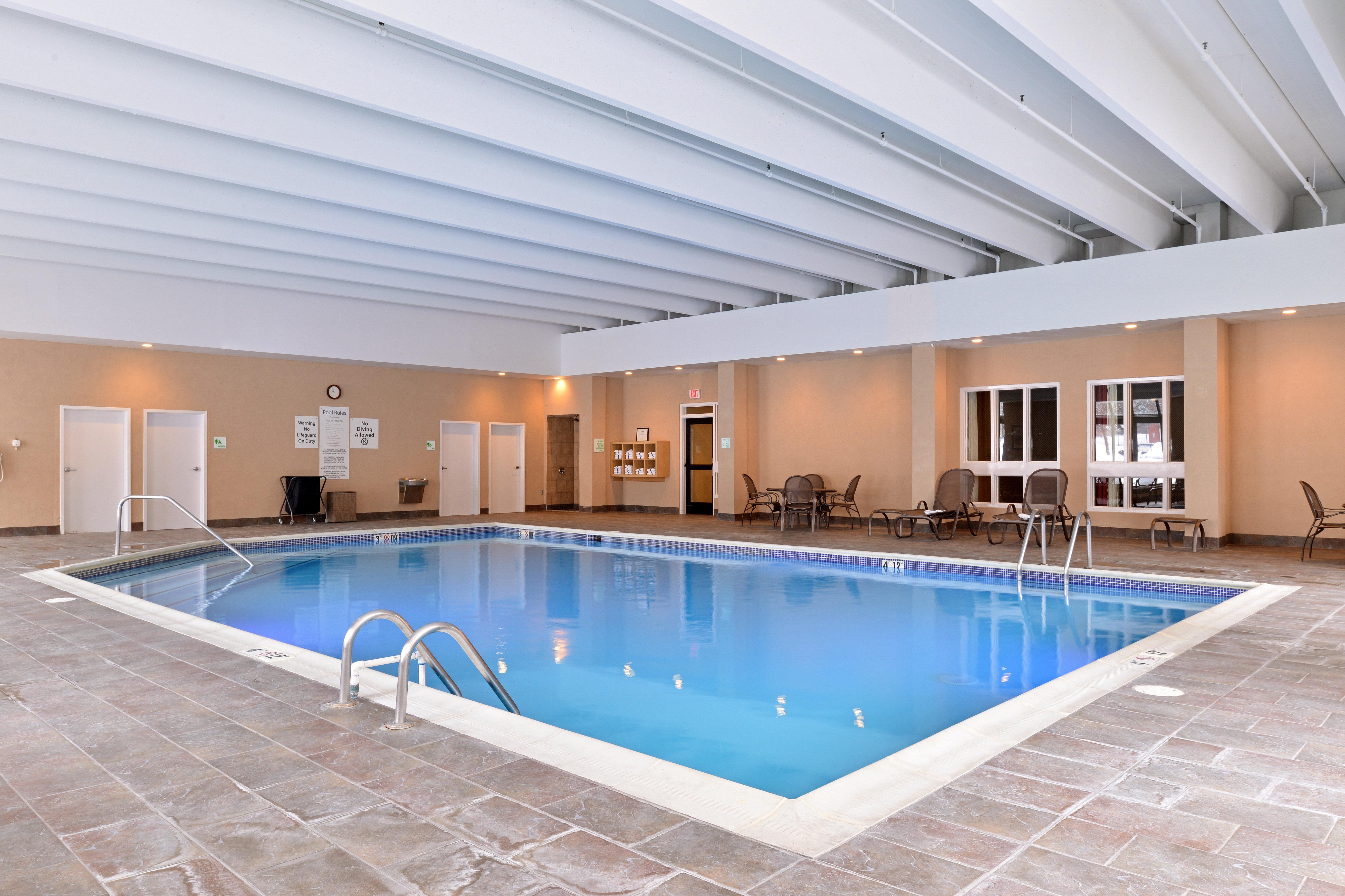 Holiday Inn New London By Ihg Екстериор снимка