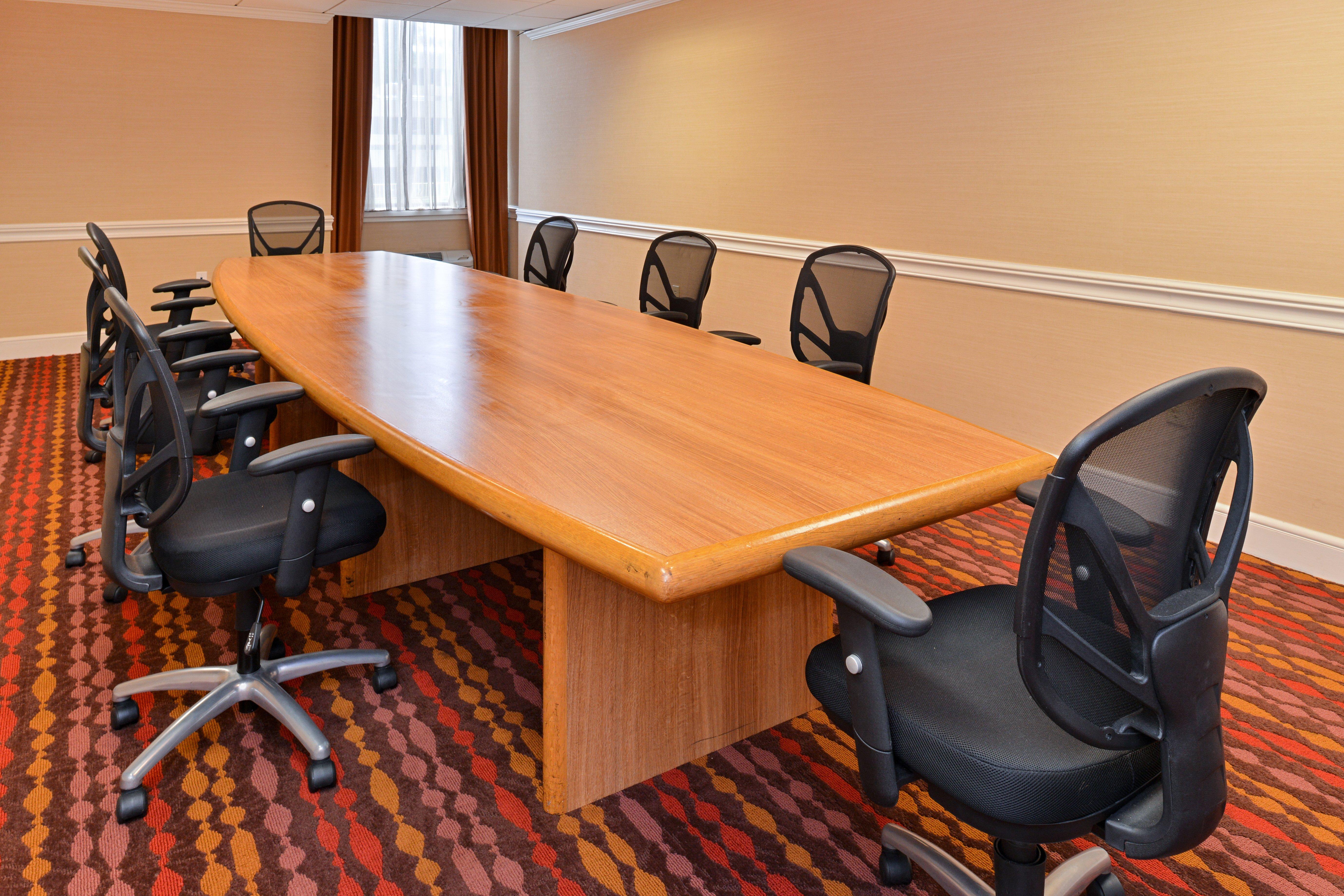 Holiday Inn New London By Ihg Екстериор снимка
