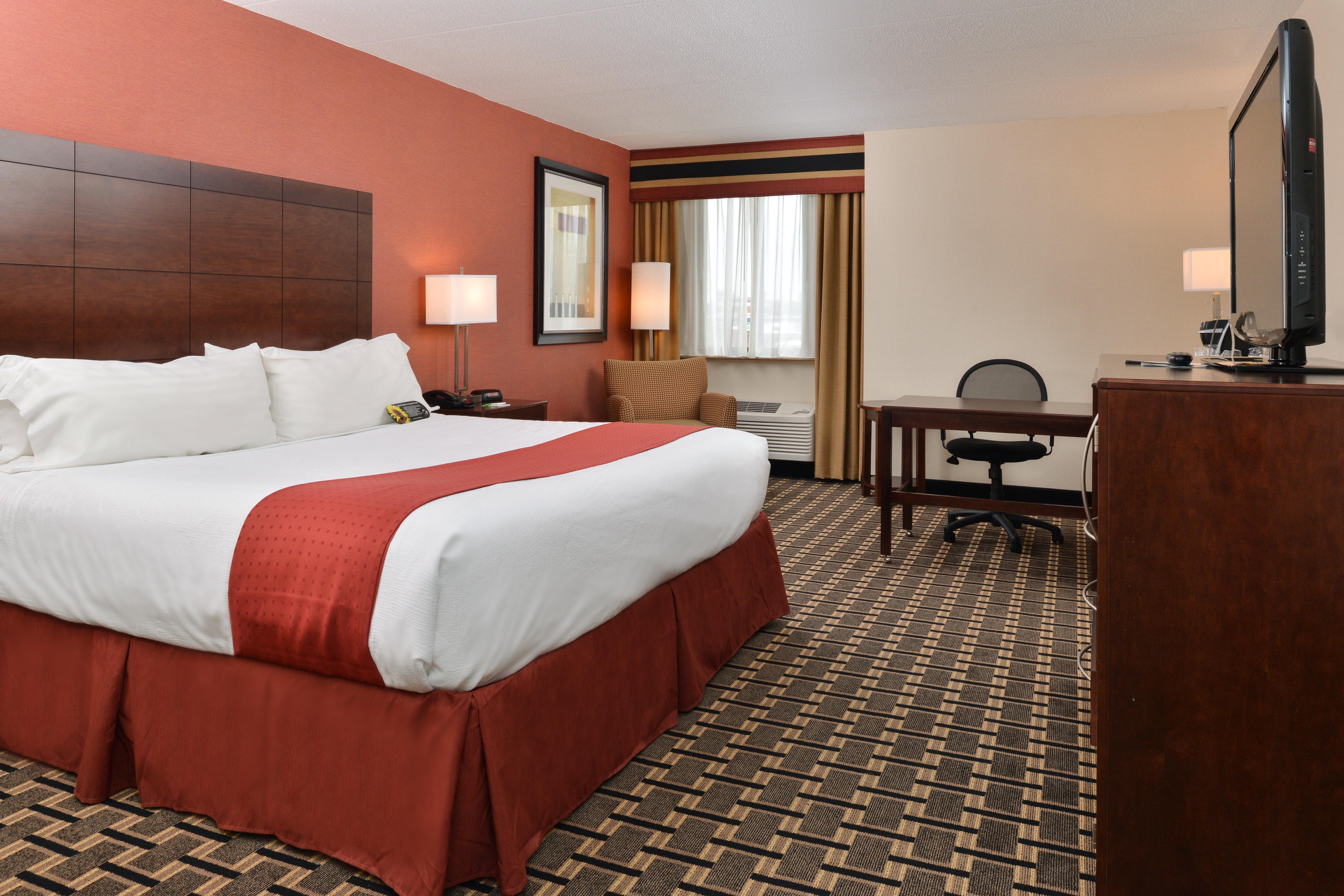 Holiday Inn New London By Ihg Екстериор снимка